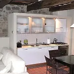 Palazzo D'arcato By Posarellivillas *